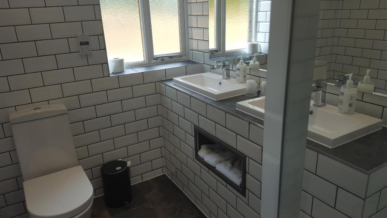 Oakside Lodge Guest House Кентърбъри Екстериор снимка